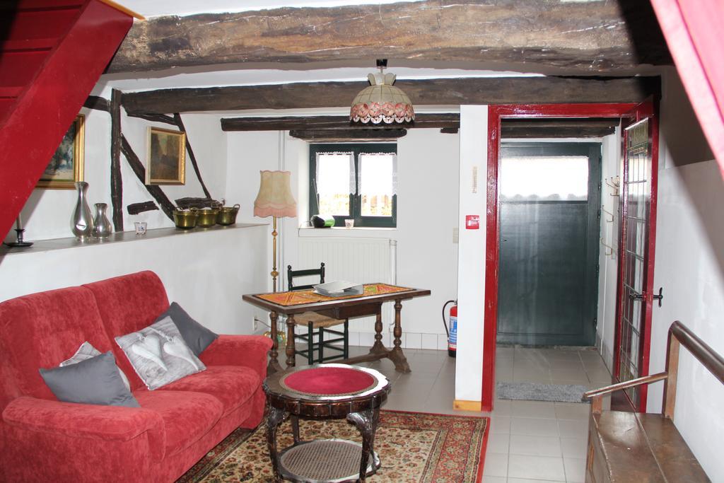 Gite Les Beaux-Arts Ronzon ภายนอก รูปภาพ